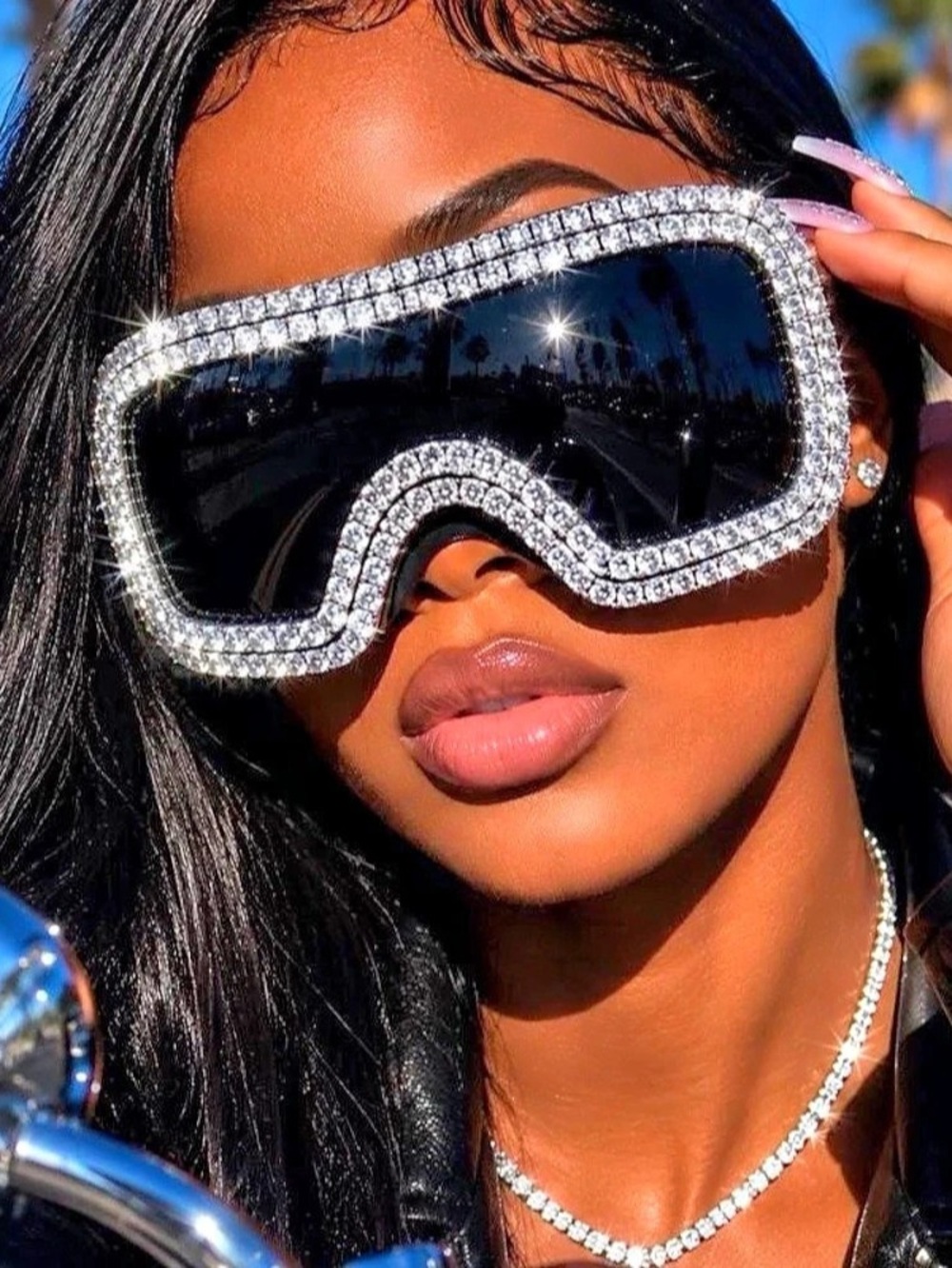 Oversized Sunglasses in Black & Silver
